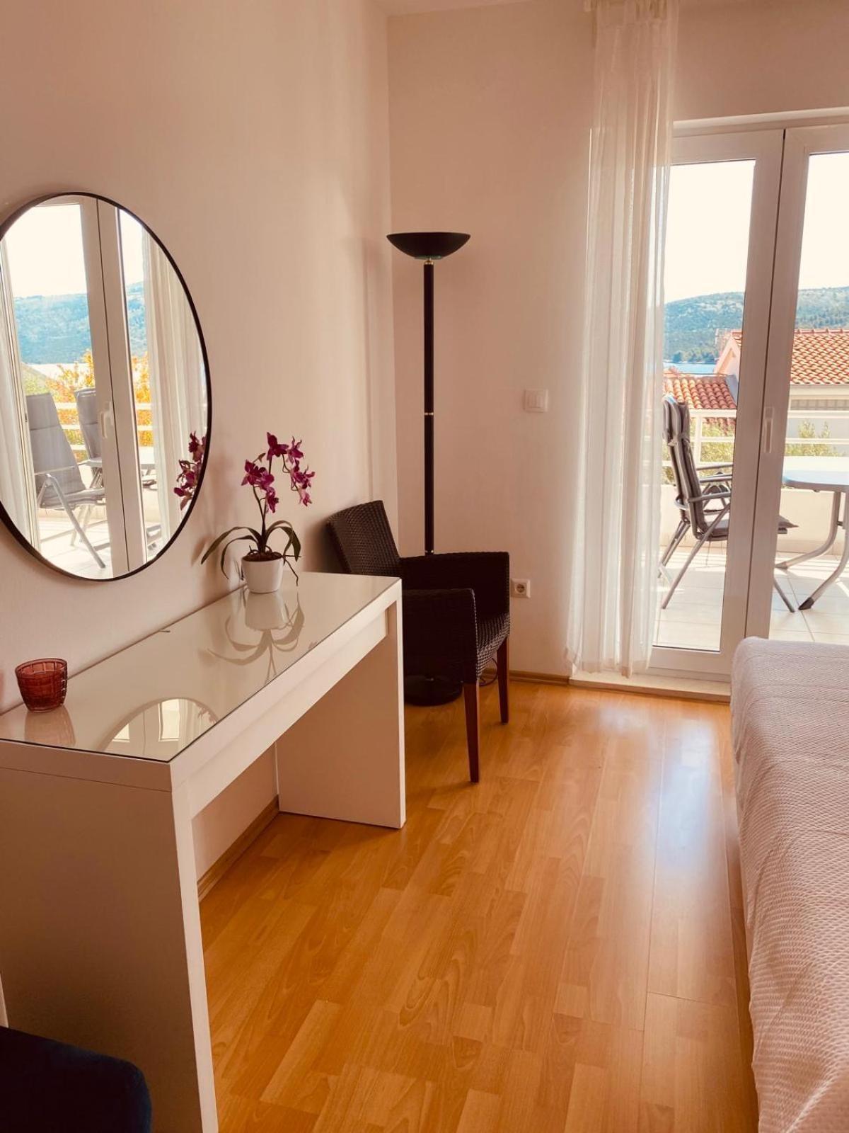 Ferienwohnung House Agradable Seget Vranjica Exterior foto