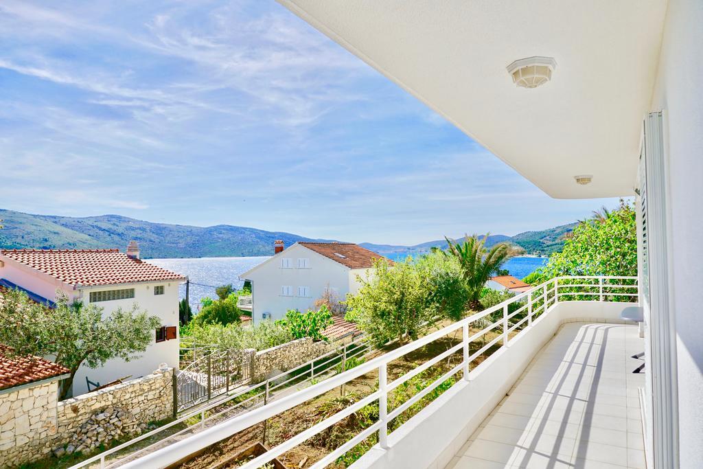 Ferienwohnung House Agradable Seget Vranjica Exterior foto